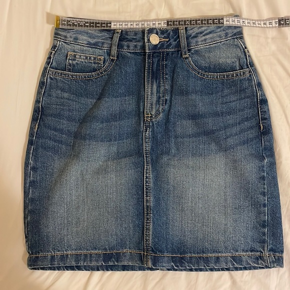 European Denim Skirt - Picture 4 of 7